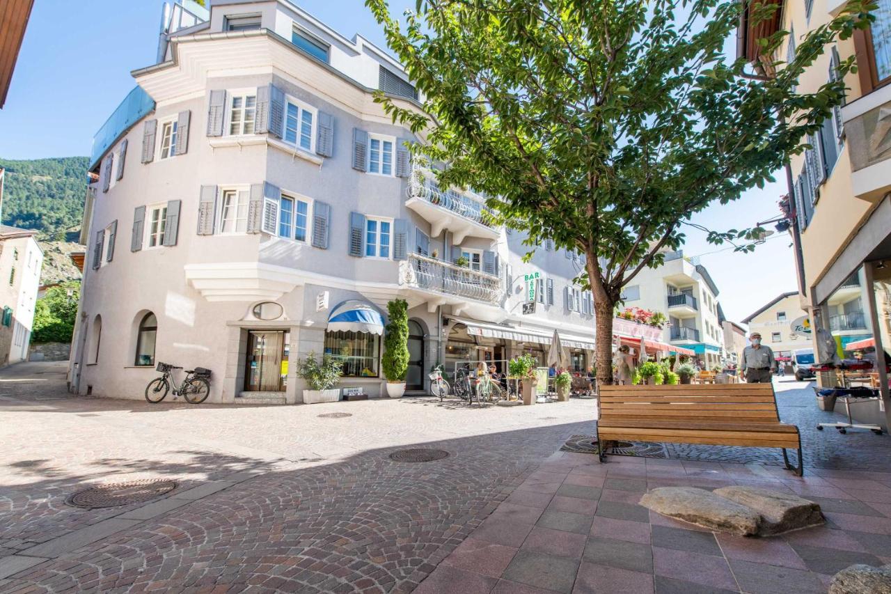 Heimat Living Like A Local Apartman Silandro Kültér fotó
